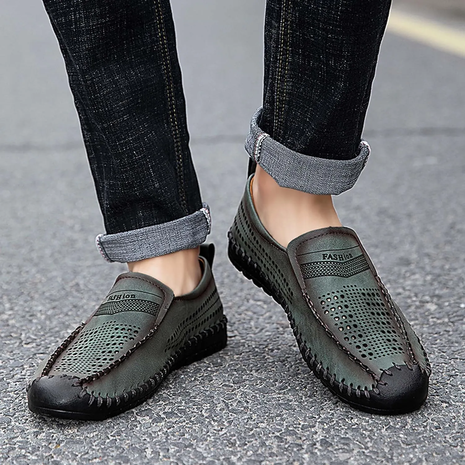 Men's Breathable Walking Shoes Comfortable Casual Leather Shoes Lightweight Loafers Retro Business Office Shoes Hollowed Out Leather Casual Shoes Outdoor Hiking Driving Shoes