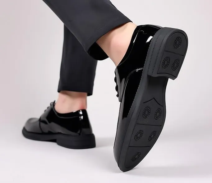 Men's Pointed-Toe Dress Shoes Shiny Patent Leather Business Oxford Shoes for Wedding Office Loafers