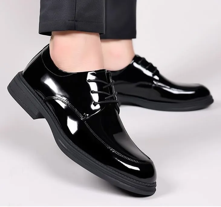 Men's Pointed-Toe Dress Shoes Shiny Patent Leather Business Oxford Shoes for Wedding Office Loafers